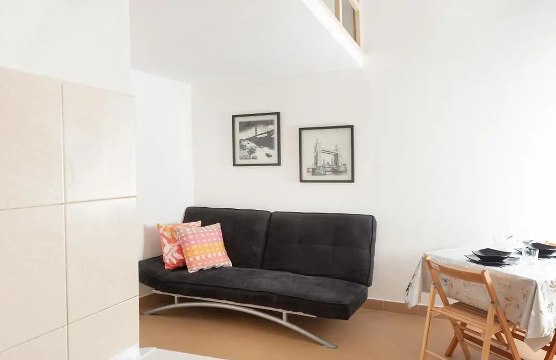 Cream Little Apartment - M1 - City Center-1