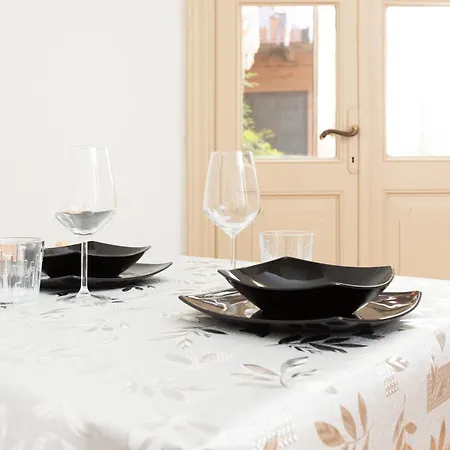 Cream Little Apartment - M1 - City Center-2